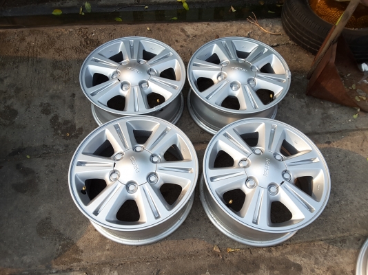 ล้อ all new isuzu ขอบ 15 ชุดล่ะ 8500