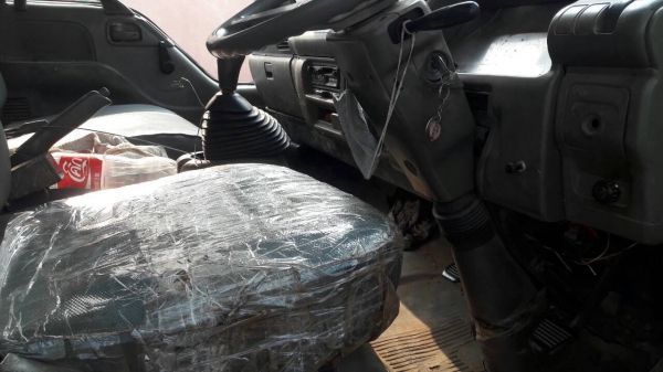 ขาย 6 ล้อ ISUZU NPR66LX5-T เครื่อง 4HF1 120 แรงม้า ฝาขาว คัสซีสวยตลอดเส้น ทะเบียนพร้อมโอน