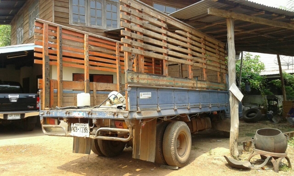 ขาย 6 ล้อ ISUZU NPR58L เครื่อง 4BE1 110 แรงม้า คัสซีสวยตลอดเส้น เฟืองท้าย F พวงมาลัยพาวเวอร์ ทะเบียนพร้อมโอน