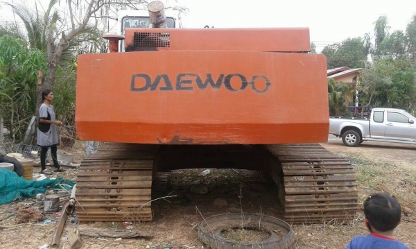 ขาย แบคโฮ DAEWOO DH220-LC เอกสารเล่มทะเบียนครบ ไฟฟ้าเต็ม ช่วงล่างเต็ม เครื่องดี ราคาต่อรองได้ครับ