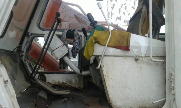 ขาย แบคโฮ DAEWOO DH220-LC เอกสารเล่มทะเบียนครบ ไฟฟ้าเต็ม ช่วงล่างเต็ม เครื่องดี ราคาต่อรองได้ครับ