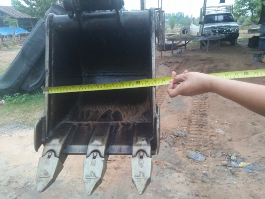 PC 05 - 6 KOMATSU 145000