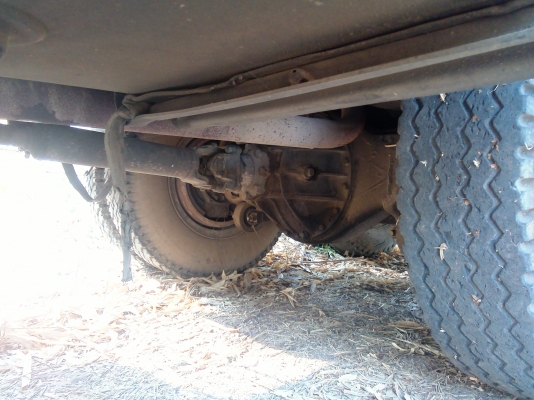 10 ล้อหัวยาว เครื่อง อีสุสุ 170 HP,ช่วงล่างใหญ่ เบรคทิฟฟี่ ทะเบียนพร้อมโอน