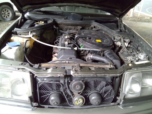 เบน300e124เกียออโต แก๊สหัวฉีด98000