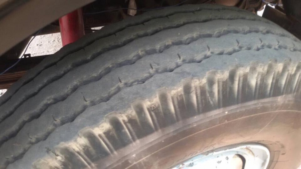 ขายรถสิบล้อ Hino FM1M วางเครื่องPO09 315แรง ไม่ดั้มคอกเกษตรกะบะสามมมิตร ลูก2คาน รถสวยพร้อมใช้งาน