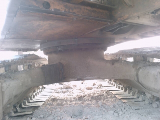 ขาย แบคโฮ KOMATSU PC200-3 รถใช้งานอยู่เป็นประจำ เอกสารใบซื้อขาย ราคาต่อรองได้ครับ