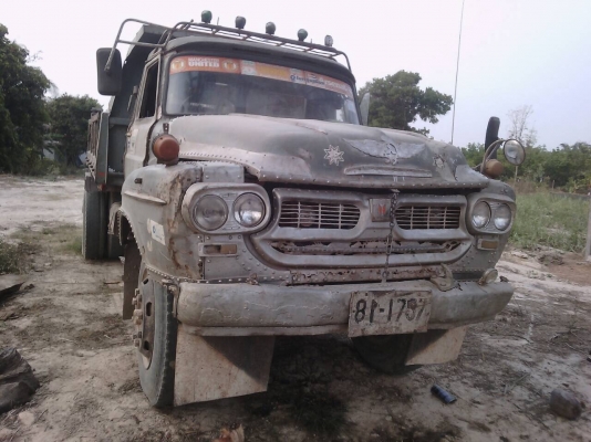 ขาย 6 ล้อดั้ม หัวยาว เครื่อง 6BD1 165 แรงม้า คัสซีสวยตลอดเส้น เฟืองท้าย FUSO สโลว์กลาง ทะเบียนพร้อมโอนครับ