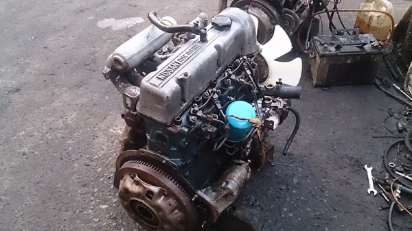 ขายเครื่องยนต์ดีเซลนิสสันขับหลัง 2000 ซีซีราคาถูก