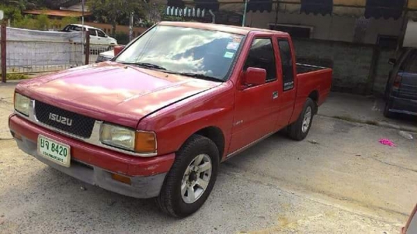 Isuzu มังกร พร้อมลุย เดิมๆ บางๆ