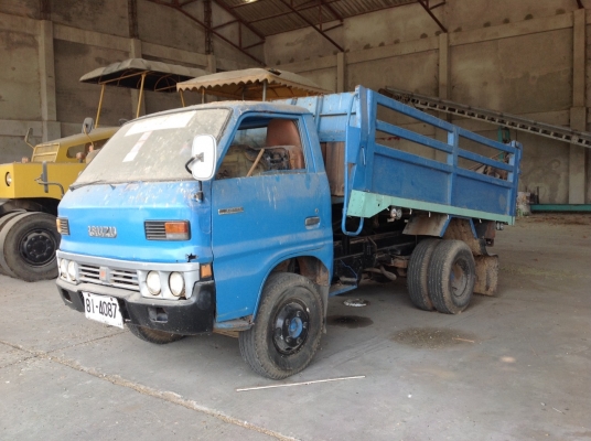 หกล้อ อีซูซุ TL85 ดั้ม3คิว สภาพดีพร้อมใช้งาน ทะเบียนพร้อมโอน ราคา 159,000บ ราคาเบาๆ