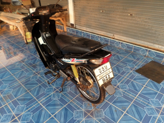 ขายมอไซค์ฮอนด้าเวฟZ เดิมๆสวยๆสภาพพร้อมใช้งาน ยางใหม่2เส้นภาษีพรบ. ตค.ปี59 เจ้าของเดิมมีรถหลายหลายคันไม่ค่อยได้ใช้เลยต้องการขายออกครับราคา11,500บาทรถอยู่ที่โรงพยาบาลปทุมราชวงศาจังหวัดอำนาจเจริญ ต่อรองได้นิดน่อยครับ สนใจติดต่อเบอร์ 080-1696651ส่งได้ทั่วไทยค