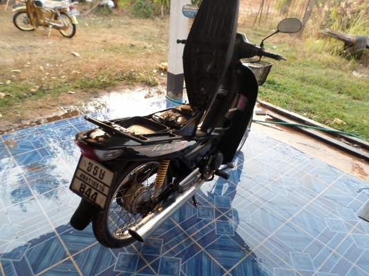 ขายมอไซค์ฮอนด้าเวฟZ เดิมๆสวยๆสภาพพร้อมใช้งาน ยางใหม่2เส้นภาษีพรบ. ตค.ปี59 เจ้าของเดิมมีรถหลายหลายคันไม่ค่อยได้ใช้เลยต้องการขายออกครับราคา11,500บาทรถอยู่ที่โรงพยาบาลปทุมราชวงศาจังหวัดอำนาจเจริญ ต่อรองได้นิดน่อยครับ สนใจติดต่อเบอร์ 080-1696651ส่งได้ทั่วไทยค