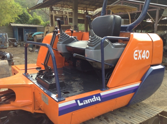 ขายรถขุดแบคโฮ HITACHI EX40 ขนาดPc40 รถเก่านอกแท้ 100\% (คอลโทลสั้น ปั๊มนิ้ว ระบบไว) เครื่องแน่น ปั๊มแรง แทรคเหล็ก รถพร้อมใช้งาน เอกสารใบอินวอยครบ
