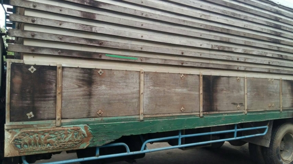 หกล้อ ฮีโน่ FF3H195 ปี39 วางหัว FL18 ช่วงยาว7.20ม ยาง900 สภาพดีสวยเดิมๆพร้อมใช้งาน ทะเบียนพร้อมโอน หกล้อ ฮีโน่ FF3H195 ปี39 วางหัว FL18 ช่วงยาว7.20ม ยาง900 สภาพดีสวยเดิมๆพร้อมใช้งาน ทะเบียนพร้อมโอน