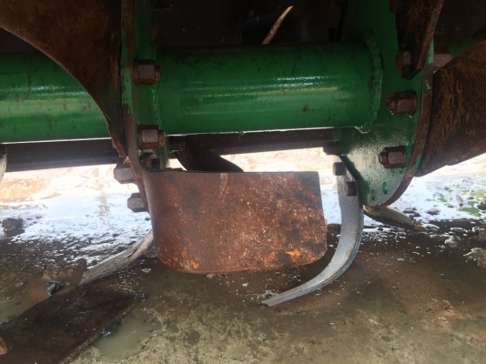 ** ราคา 52,000 ** โรตารี่ใหญ่ ใบระเบิดดิน ขนาด 220 เมตร สภาพ 90\% เบิกห้าง 7หมื่นกว่าคับ โทร062 387-4789