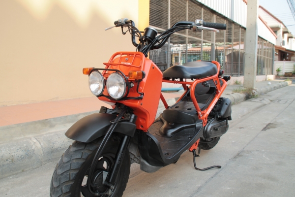 Honda Zoomer 50cc สีส้ม (ประกอบใหม่) Honda Zoomer 50cc สีส้ม (ประกอบใหม่)