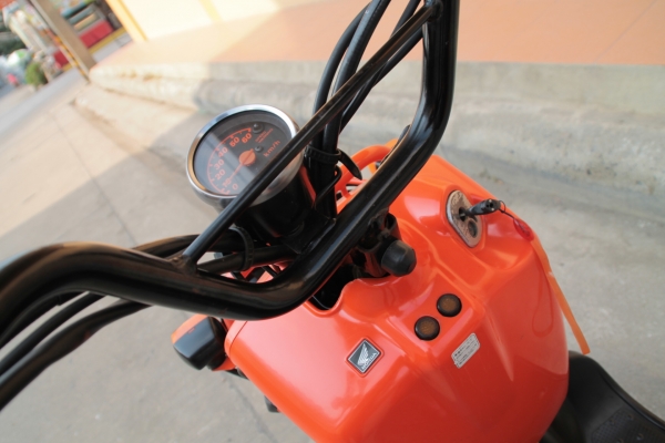 Honda Zoomer 50cc สีส้ม (ประกอบใหม่) Honda Zoomer 50cc สีส้ม (ประกอบใหม่)