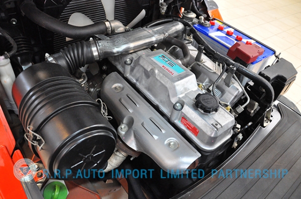 ขายรถโฟล์คลิฟท์มือสอง TOYOTA รุ่น 8FD30-30979 ราคา 620,000 บาท นำเข้าจากประเทศญี่ปุ่น 100\% ไม่เคยใช้งานในไทย