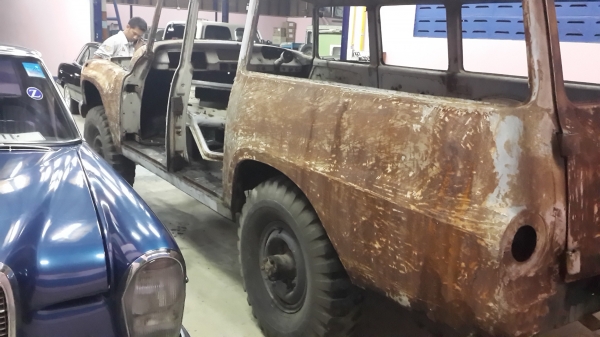 ขาย INTERNATIONAL  VAN  ปี 1967 5ประตู (หายากมากๆ) ชิ้นส่วน-ของครบ