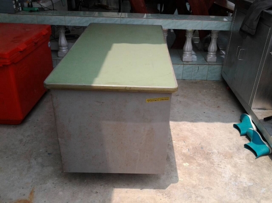 โต๊ะทำงานเหล็ก โต๊ะทำงานเหล็ก