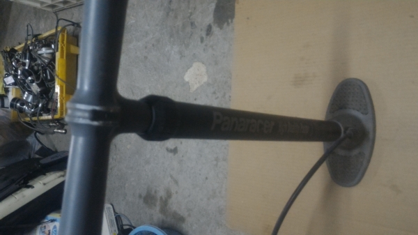 ที่สูบลมเติมลมแบบก้านโยกขึ้นลง จากญี่ปุ่น ใช้เติมลมได้ทุกอย่าง รถยนต์ , รถมอเตอร์ไซค์ ,จักรยาน