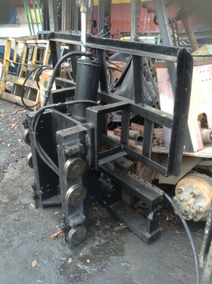 +++ ขายฮิ้งค์โฟล์ค  2.5  ตัน  และตัวหนีบกระดาษ  ขายตัวละ  31,000.-  บาทครับ