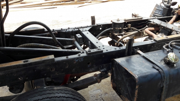 Isuzu Nkr ดั้ม เครื่อง 4BC2-100 แรงม้า เครื่องดี คัสซีสวย พวงมาลัยพาวเวอร์ ทะเบียนเต็มพร้อมโอน