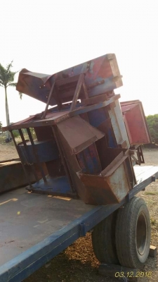 เครื่องสีข้าวโพดติดรถไถ