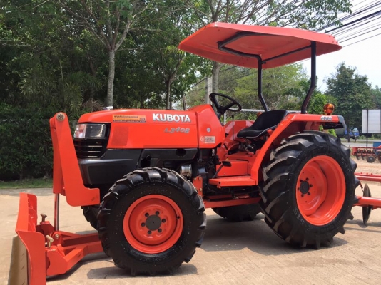 ขายรถไถKubota L3408 (4WD) พร้อมใบมีดหน้าใหม่ และผานพรวนช้าง รถพร้อมใช้งาน
