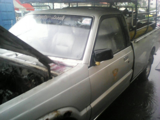 mazda 1995 เครื่องมังกรดำ  เข้าไร่เข้าสวน กะบะใหม่ ฝาท้ายมีให้ เล่มพร้อม 0876835269
