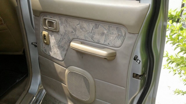 นิสสันฟรอนเทีย ปี 2002  4WD