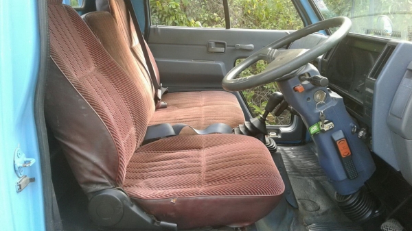 ISUZU 4 ล้อ 75แรงม้า รถห้าง ไม่ติดเวลา