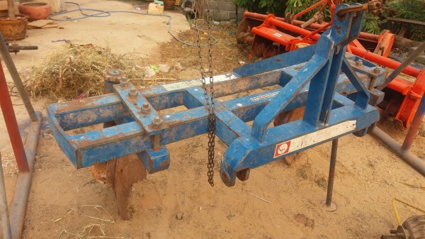 หางยกร่องใส่รถไถฟอร์ด