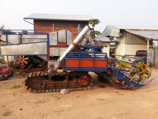 ขายรถเกี่ยวข้าว รองกระสอบ ตัวเดิน10 เครื่อง185แรง ปั๊ม22ไดกิ้น สภาพพร้อมใช้งาน สนใจโทร 090-8588220คุณนะ 093-3258446คุณบิว หรือเข้าดูสินค้าอื่นๆได้ที่ www.truck.in.th/498 หรือเพจFacebook ณรงค์ ซื้อขายรถมือสอง (เว็บไซต์ส่วนตัว) หรือFacebook คุณนะ รถบรรทุก ขายรถเกี่ยวข้าว รองกระสอบ ตัวเดิน10 เครื่อง185แรง ปั๊ม22ไดกิ้น สภาพพร้อมใช้งาน สนใจโทร 090-8588220คุณนะ 093-3258446คุณบิว หรือเข้าดูสินค้าอื่นๆได้ที่ www.truck.in.th/498 หรือเพจFacebook ณรงค์ ซื้อขายรถมือสอง (เว็บไซต์ส่วนตัว) หรือFacebook คุณนะ รถบรรทุก