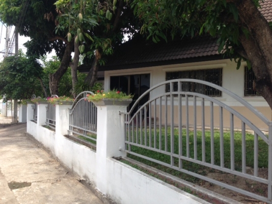 จองแล้วรออนุมัติอยู่ค่ะ ขายบ้านชั้นเดียว57ตรวเมืองเชียงใหม่แม่เหียะคลองชลติดถนน จองแล้วรออนุมัติอยู่ค่ะ ขายบ้านชั้นเดียว57ตรวเมืองเชียงใหม่แม่เหียะคลองชลติดถนน