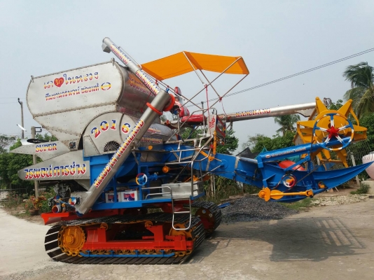 ขายรถเกี่ยวข้าววรพจน์การช่าง