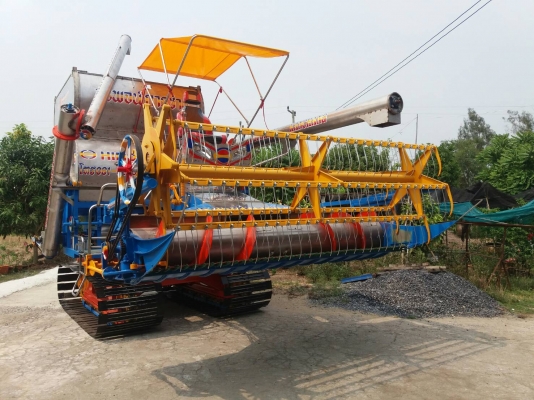 ขายรถเกี่ยวข้าววรพจน์การช่าง