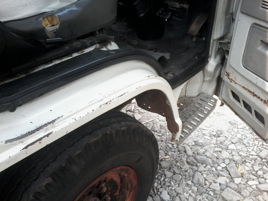 ขายกลาง4ล้อ85สวยๆบางๆทั้งคัน