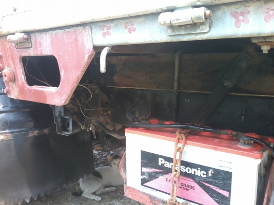 ขายกลาง4ล้อ85สวยๆบางๆทั้งคัน