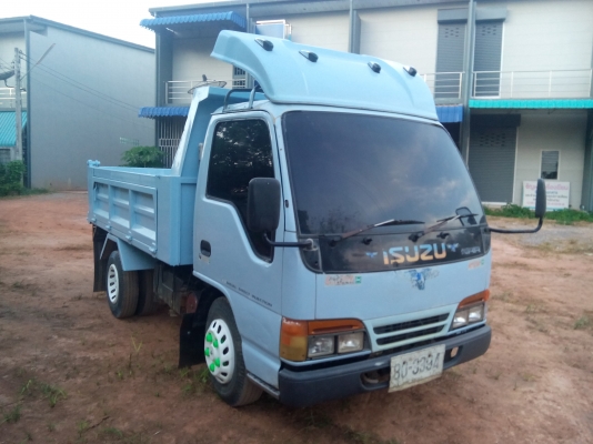 (ขอบคุณพี่บันเทิง จ. สุราษธานีรับรถไปทําเงินล้านแล้วคับ ขอให้รวยๆ)6 ล้อดั้มอีซูสุ NKR 88แรงม้า  ปี39   (รถห้างแท้)  พร้อมใช้งาน  เล่มติดมือ....