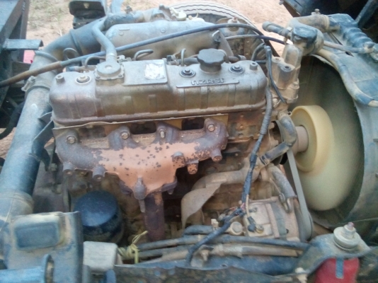 (ขอบคุณพี่บันเทิง จ. สุราษธานีรับรถไปทําเงินล้านแล้วคับ ขอให้รวยๆ)6 ล้อดั้มอีซูสุ NKR 88แรงม้า  ปี39   (รถห้างแท้)  พร้อมใช้งาน  เล่มติดมือ....