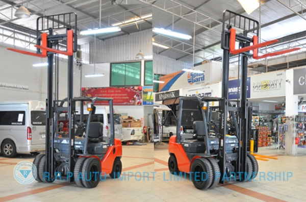 ขายรถโฟล์คลิฟท์มือสอง TOYOTA รุ่น 8FD25-31365 ราคา 495,000 บาท นำเข้าจากประเทศญี่ปุ่น 100\% ไม่เคยใช้งานในไทย