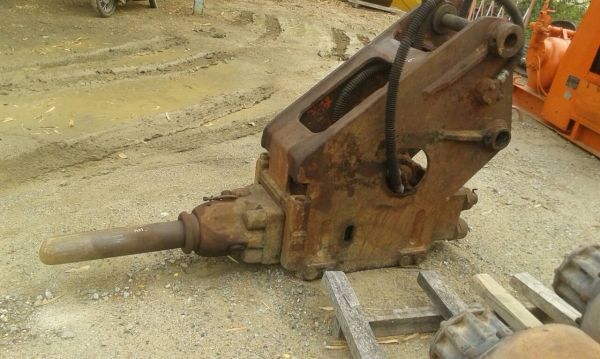ขายหัวเจาะ ยี่ห้อ NPK  7X สำหรับรถขุดขนาด 100-120