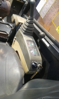 ขายรถขุดขนาด 5 ตัน ยี่ห้อ CAT รุ่น 305 SR