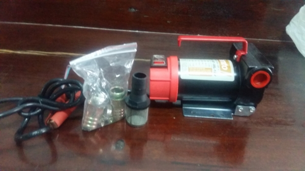 ขายปั้มดูดน้ำมันโซลา ต่อแบต 12 , 24V.dc 200ลิตร/4นาที