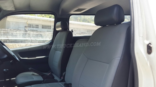 รถตู้ TOYOTA รถตู้ TOYOTA