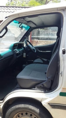 รถตู้ TOYOTA รถตู้ TOYOTA