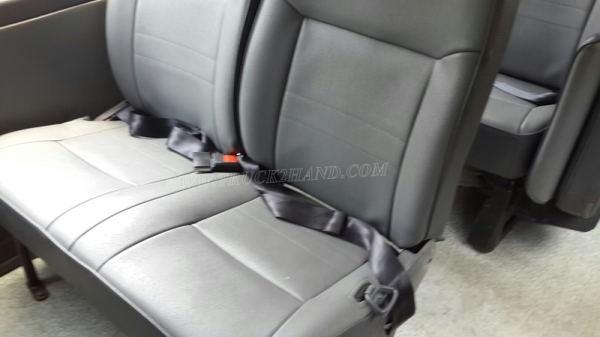 รถตู้ TOYOTA รถตู้ TOYOTA