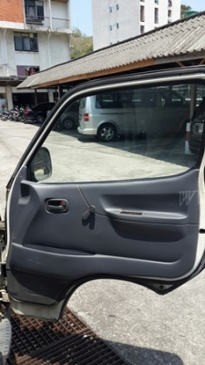 รถตู้ TOYOTA รถตู้ TOYOTA