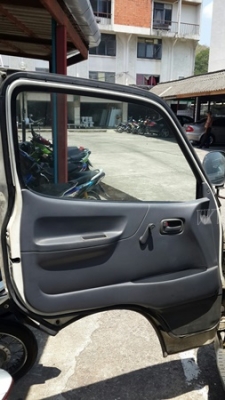 รถตู้ TOYOTA รถตู้ TOYOTA